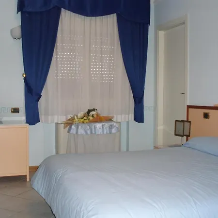 Hotel Ferranti 3*