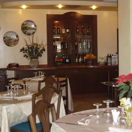 Ferranti Hotel 3*